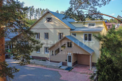 г. Сысерть, ул. Сосновый Бор, 5а (городской округ Сысертский) - фото коттеджа