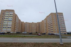 г. Ревда, ул. Интернационалистов, 36 (городской округ Ревда) - фото квартиры