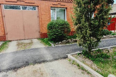 г. Невьянск, ул. Володарского, 64 (городской округ Невьянский) - фото коттеджа
