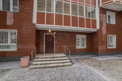 Екатеринбург, ул. Новгородцевой, 23 (ЖБИ) - фото квартиры