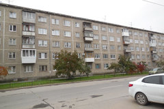 Екатеринбург, ул. Мамина-Сибиряка, 8 (Центр) - фото квартиры