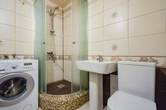 Екатеринбург, ул. Цвиллинга, 16 (Автовокзал) - фото квартиры