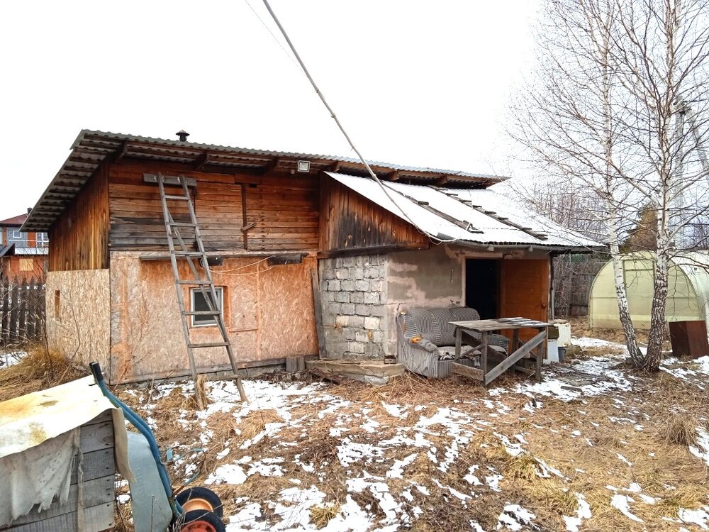 п. Красный, ул. Сиреневый, 11 (городской округ Верхняя Пышма) - фото дома (1)