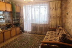 г. Каменск-Уральский, ул. Суворова, 17 (городской округ Каменский) - фото квартиры