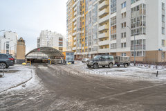 Екатеринбург, ул. Павла Шаманова, 8 (Академический) - фото гаража