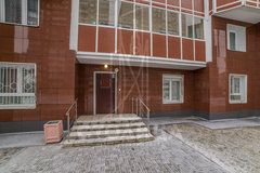 Екатеринбург, ул. Новгородцевой, 23 (ЖБИ) - фото торговой площади