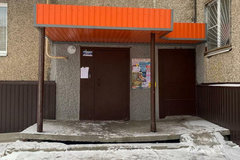 г. Нижний Тагил, ул. Максарева, 13 (городской округ Нижний Тагил) - фото квартиры