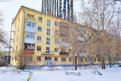 Екатеринбург, ул. Большакова, 145 (Автовокзал) - фото квартиры