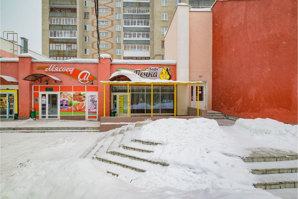 г. Заречный, ул. Кузнецова, 2А (городской округ Заречный) - фото торговой площади (2)