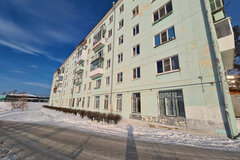 г. Краснотурьинск, ул. Карпинского, 63 (городской округ Краснотурьинск) - фото квартиры