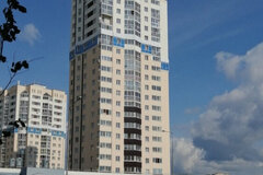 Екатеринбург, ул. Чкалова, 258 (УНЦ) - фото квартиры