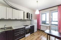 Екатеринбург, ул. Колмогорова, 73/4 (Заречный) - фото квартиры