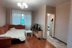 Екатеринбург, ул. 8 Марта, 64 (Центр) - фото квартиры