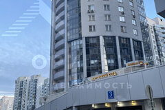 Екатеринбург, ул. Шейнкмана, 90 (Центр) - фото гаража