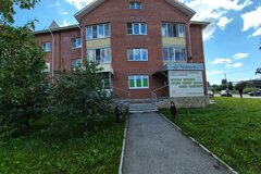г. Березовский, ул. Золоторудная, 2 (городской округ Березовский) - фото торговой площади