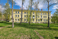 г. Краснотурьинск, ул. Карла Маркса, 32 (городской округ Краснотурьинск) - фото квартиры