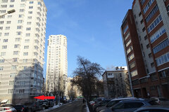 Екатеринбург, ул. Трактористов, 10 (Автовокзал) - фото торговой площади