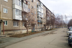 г. Кировград, ул. Мамина-Сибиряка, 7 (городской округ Кировградский) - фото квартиры