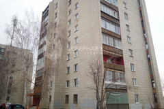 г. Кировград, ул. Центральный, 17 (городской округ Кировградский) - фото квартиры