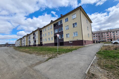 г. Краснотурьинск, ул. Горняков, 8 (городской округ Краснотурьинск) - фото квартиры