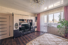 г. Первоуральск, ул. Трубников, 46 (городской округ Первоуральск) - фото квартиры