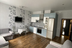 Екатеринбург, ул. Шамарский, 1 (Карасьеозерск) - фото квартиры