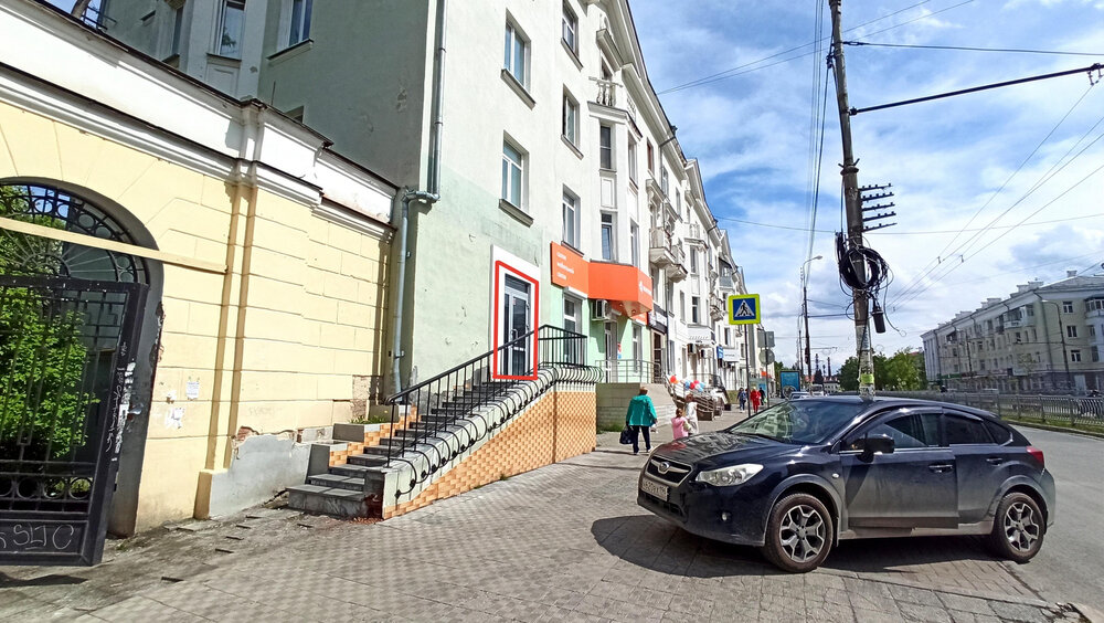 Екатеринбург, ул. Грибоедова, 27 (Химмаш) - фото торговой площади (1)