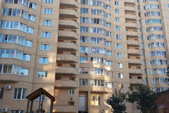 Екатеринбург, ул. 8 Марта, 173 (Автовокзал) - фото квартиры