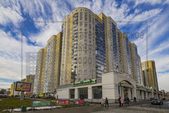 Екатеринбург, ул. 8 Марта, 190 (Автовокзал) - фото квартиры