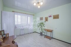 п. Красный, ул. Проспектная, 2б (городской округ Верхняя Пышма) - фото квартиры