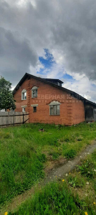 г. Невьянск, ул. Кирова,   (городской округ Невьянский) - фото дома (3)