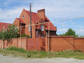 Продажа коттеджей: п. Верх-Нейвинский, ул. Евдокимова, 4 (городской округ Верх-Нейвинский) - Фото 1