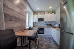 Екатеринбург, ул. Космонавтов, 96 (Эльмаш) - фото квартиры