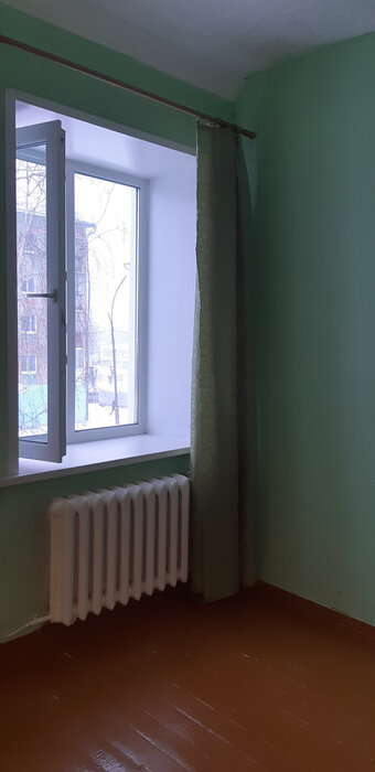 г. Полевской, ул. Бажова, 21 (городской округ Полевской) - фото комнаты (2)