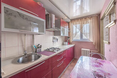 г. Первоуральск, ул. Трубников, 46 (городской округ Первоуральск) - фото квартиры