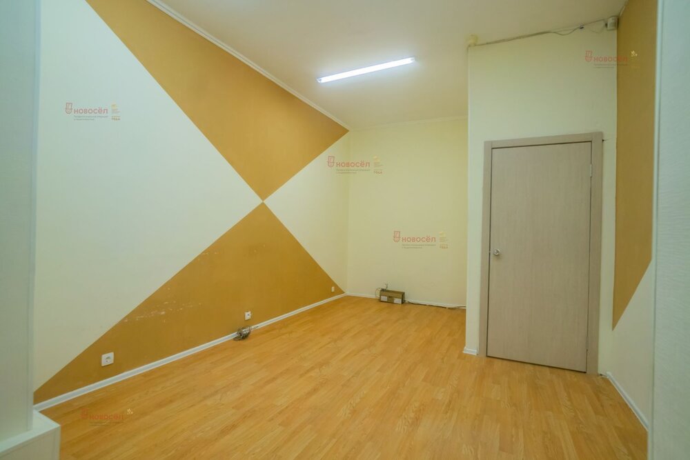 Екатеринбург, ул. Фролова, 25 (ВИЗ) - фото офисного помещения (5)