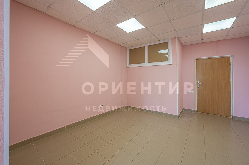 Екатеринбург, ул. Селькоровская, 82АБ - фото офисного помещения (2)