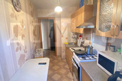 г. Каменск-Уральский, ул. Репина, 19 (городской округ Каменский) - фото квартиры