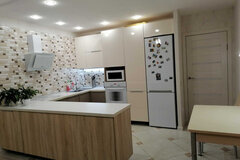 г. Верхняя Пышма, ул. Петрова, 34в (городской округ Верхняя Пышма) - фото квартиры