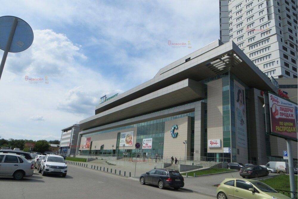 Екатеринбург, ул. Героев России, 2 (Вокзальный) - фото торговой площади (2)