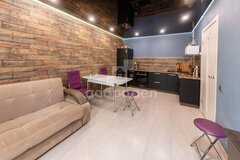 Екатеринбург, ул. Латвийская, 56/2 (Компрессорный) - фото квартиры