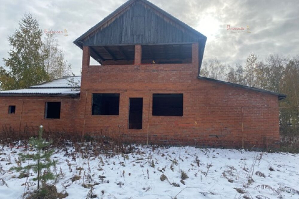 п. Октябрьский (г.о. Сысертский), ул. Уральская, 7 (городской округ Сысертский) - фото коттеджа (3)