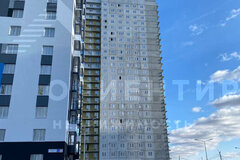 Екатеринбург, ул. Латвийская, 58 (Компрессорный) - фото квартиры