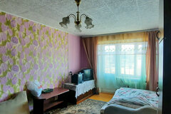 г. Краснотурьинск, ул. Рюмина, 10 (городской округ Краснотурьинск) - фото квартиры