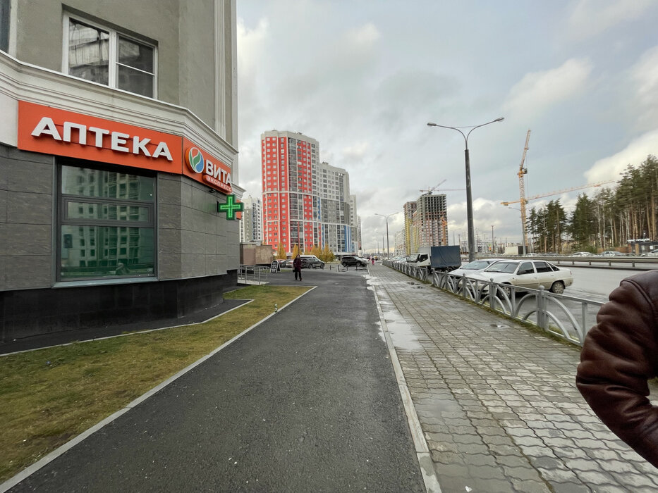 Екатеринбург, ул. Краснолесья, 147 (Академический) - фото торговой площади (4)