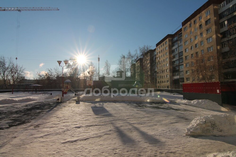 Екатеринбург, ул. Куйбышева, 98 (Шарташский рынок) - фото квартиры (2)