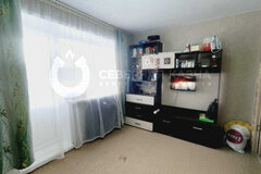 г. Кировград, ул. Центральный, 9 (городской округ Кировградский) - фото квартиры