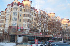 Екатеринбург, ул. Мамина-Сибиряка, 126 (Центр) - фото гаража