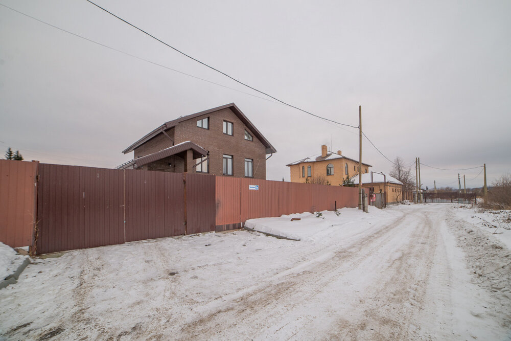 д. Большое Седельниково, ул. Чкалова, 5Б (городской округ Сысертский) - фото дома (2)