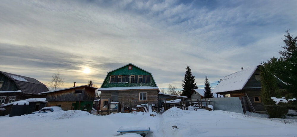 п. Становая, ул. Березовская, 18 (городской округ Березовский) - фото дома (2)